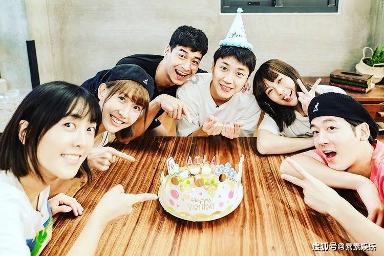 为什么男孩子放完烟花后总要大哭一场呢？游戏画面